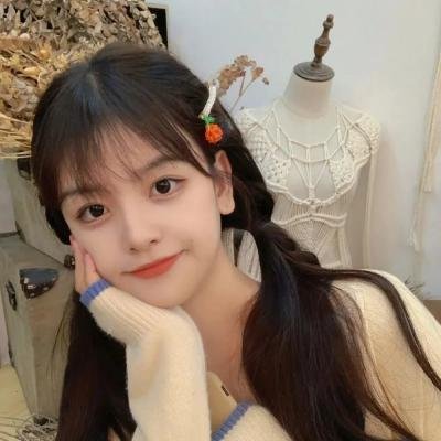 夏日奇妙书 在线观看